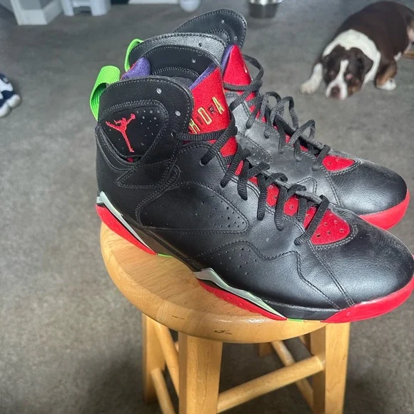 Retro Jordans - Picture 5 of 16